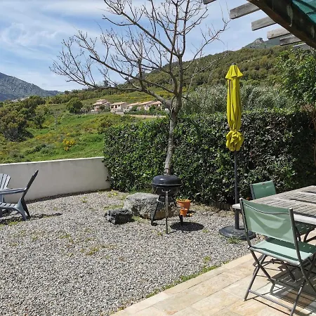 Charmante Mini Villa Vue Montagne Surprenante בית נופש ביגוגליה