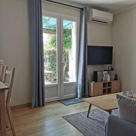 בית נופש Charmante Mini Villa Vue Montagne Surprenante