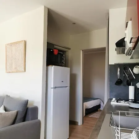 בית נופש Charmante Mini Villa Vue Montagne Surprenante *
